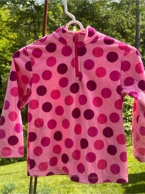 Hanna Andersson Vibrant Pink Polka Dot Fleece Pullover